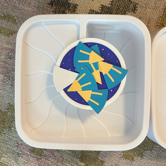 Lovevery Plastic Turtle Hatch Game Toddler board game - Picture 3 of 4